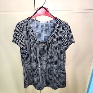 NOTATIONS XL dressy black shirt. Scoop neckline. Silky soft.